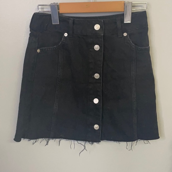 Topshop Dresses & Skirts - Topshop denim skirt